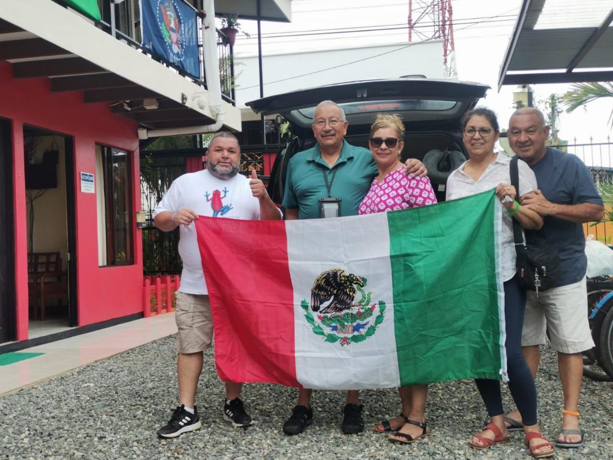 Roca Mar Rocawelch Puerto Viejo Aparthotel Puerto Viejo de Talamanca Ngoại thất bức ảnh