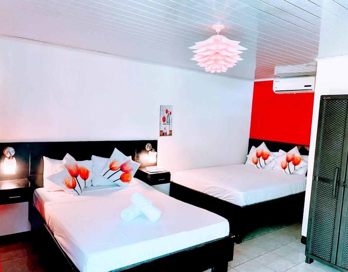 Roca Mar Rocawelch Puerto Viejo Aparthotel Puerto Viejo de Talamanca Ngoại thất bức ảnh